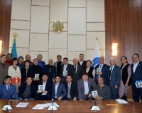 (KAZ) «Кәрім Мыңбаев» атты кітабының тұсаукесері өтті