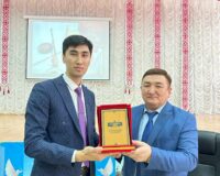 (KAZ) Елордалық Ассамблеяның өкілдері № 80 мектеп-гимназиясының оқушыларымен кездесу өткізді.